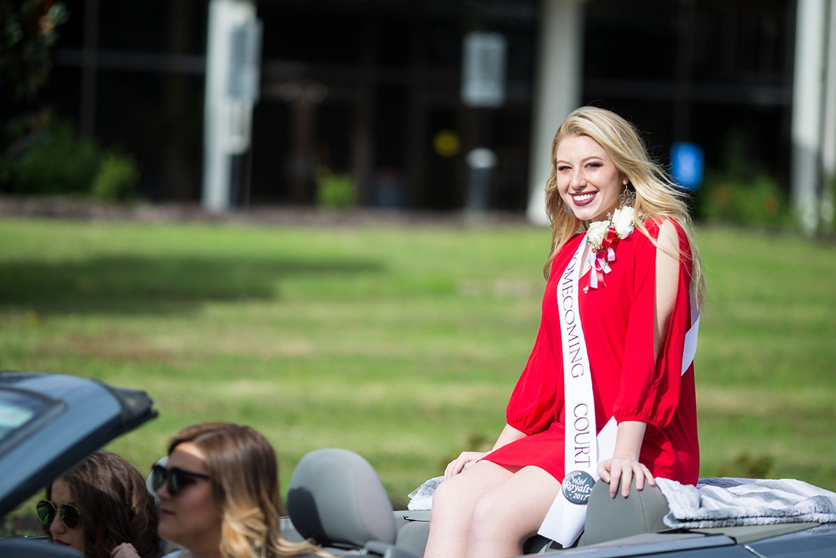 Alexis Larkin rides in homecoming parade