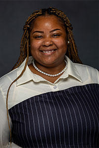 Shelana Martin's Headshot