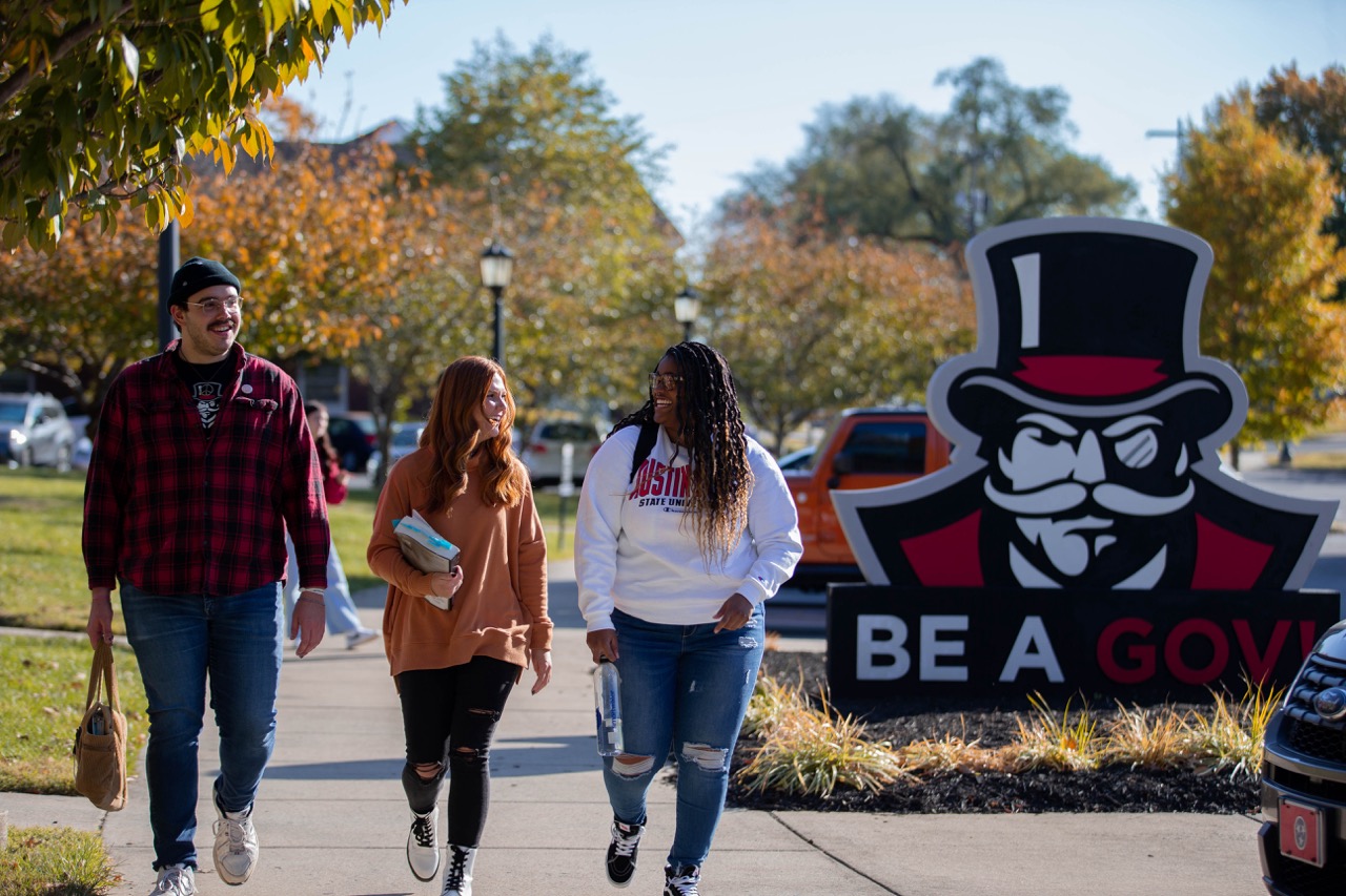 Austin Peay launches historic tuition-free program to transform Tennessee students’ lives