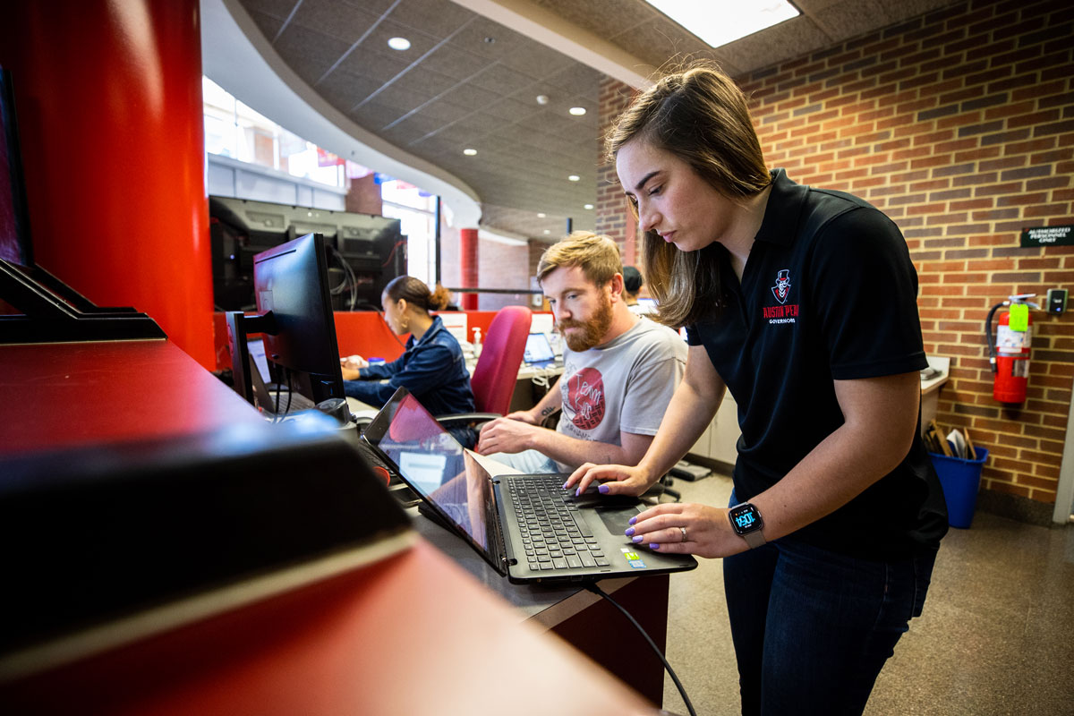 Students working with Govstech using their computer science knowledge